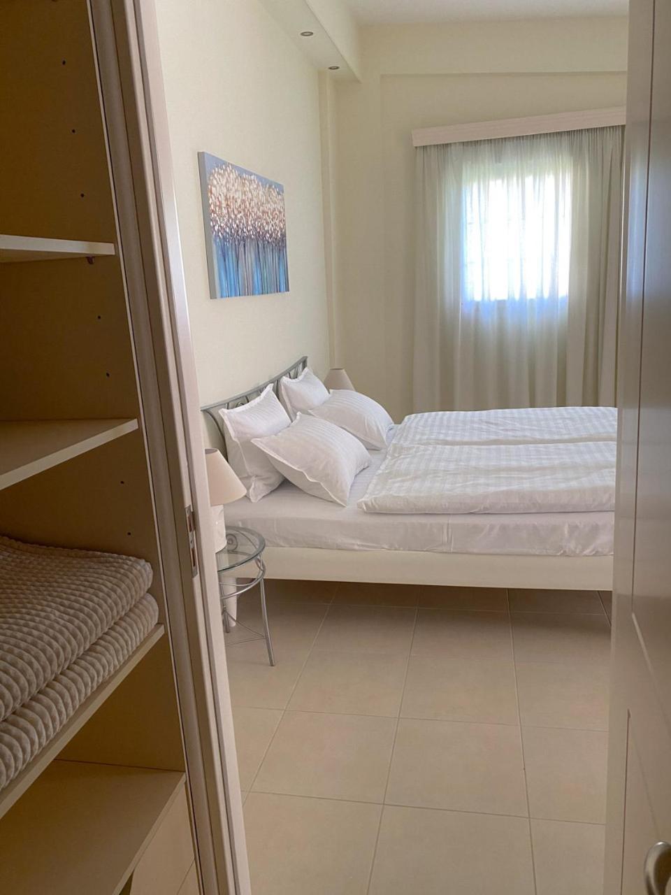 Nostrana Village Apartments Koskinou  Chambre photo