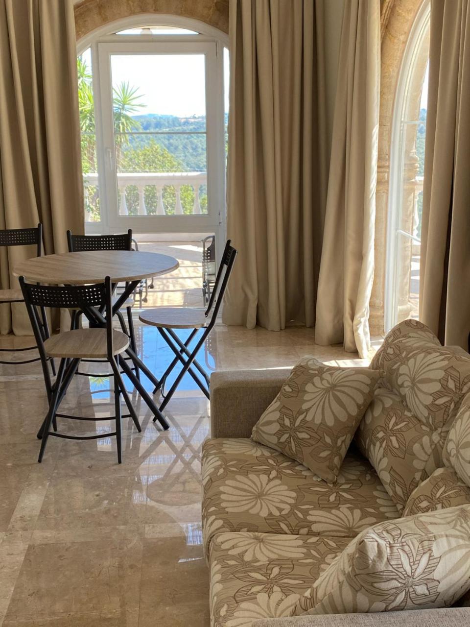 Nostrana Village Apartments Koskinou  Chambre photo